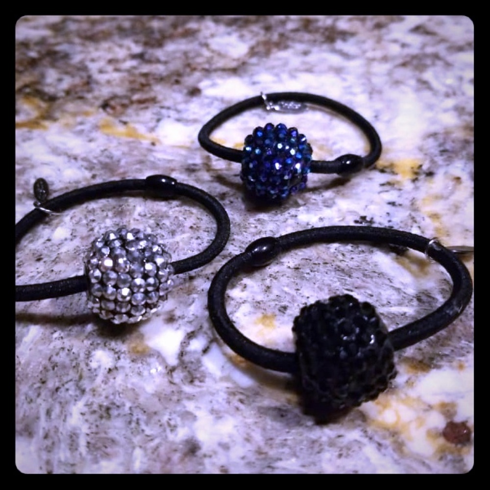 Ponytail holder